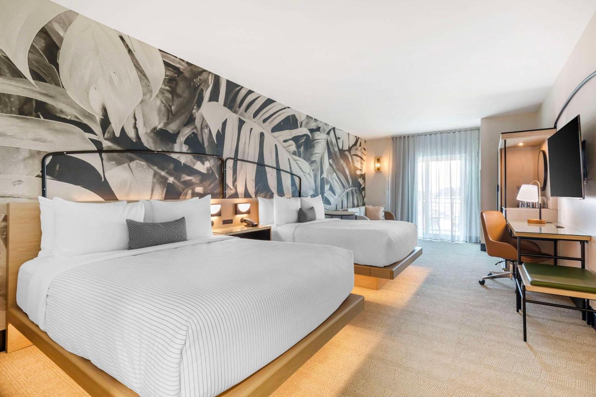 Cambria Hotel リホーボス・ビーチ エクステリア 写真